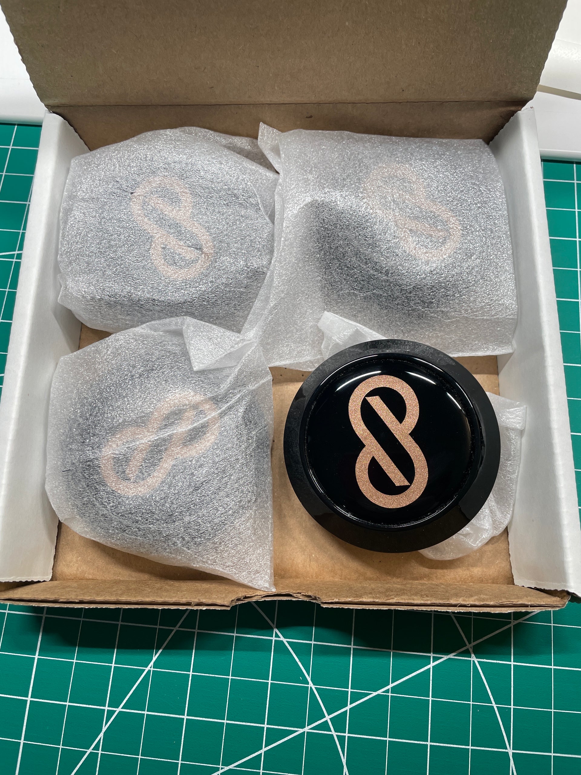 Clearance Enkei center cap, 15x7, black with bronze logo