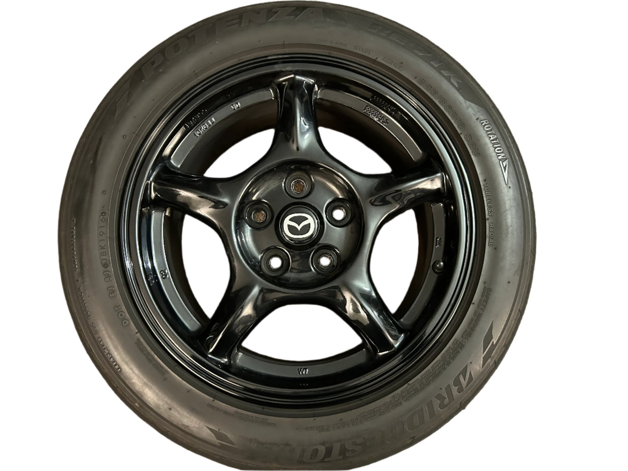 Mazda FD RX7 center cap product photo